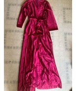 Vintage Lorraine  Size Small Ladies Long Robe And Gown Rose Color - £49.45 GBP