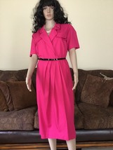 VINTAGE BUTTON DOWN LESLIE FAY EMBROIDERED FUCHSIA DRESS SHORT SLEEVES S... - $17.82