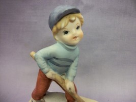 Homco Gardening Boy Porcelain Figurine with playful Kitten - £4.38 GBP
