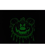 ROUGH Glows in the Dark 2011 Disneyland Halloween T Shirt Sz L Youth Pum... - $177.48 MXN