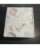Naha Flume Spa Tumbler For Women Gift Set Bath Bomb/ Bar Soap/ Socks- New - $46.19 CAD