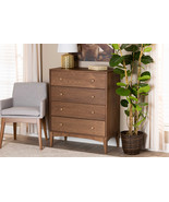 Quincia Ash Walnut 4-Drawer Chest - $9,304.35 MXN