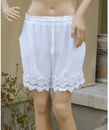 Vintage-Inspired Bloomer Style Shorts by Iconique, S, white color, NWT - $35.64