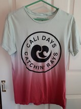 Aeropostale T- Shirt  Cali Days Catching Rays Small  Green Fade Into Dark Pink - $99.00