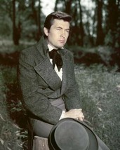 Fess Parker wearing western style outfit unidentified movie 8x10 inch photo - £7.66 GBP