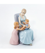 Porcelain Figurine Statue Mother &amp; Children Sitting Baby Girl YH 2004 5.25&quot; - £19.95 GBP