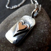 Chunky Hammered Bar with Heart Pendant Necklace Silver - £8.17 GBP