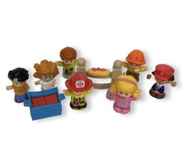 Fisher Price Little People Figure Lot of 7 + Horse Stable + Feed Bin VGUC - $14.27