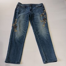 THE GIRLFRIEND Slim Leg Ankle Jeans Size 6P Medium Wash Floral Accents - $272.80 MXN