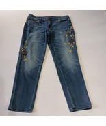 THE GIRLFRIEND Slim Leg Ankle Jeans Size 6P Medium Wash Floral Accents - $272.80 MXN