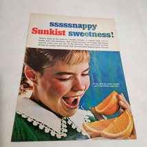 Sunkist Ssssnappy Sweetness Girl with Freckles Oranges Vintage Print Ad ... - £7.70 GBP