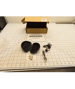 GM 19368028 Bluetooth Earbuds made by Kicker Case is Scuffed - $809.56 MXN