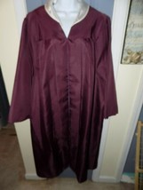 Josten&#39;s Maroon Graduation/Choir/Costume Gown Polyester 5&#39;4&quot;-5&#39;6&quot; EUC - £16.01 GBP