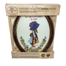 Vintage Holly Hobbie Paragon Needlecraft Yarn Frame Included New / Sealed - £52.39 GBP