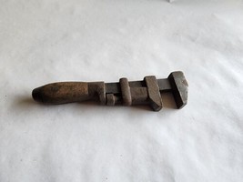 Vintage Coes 8&quot; MFD. Under L Coes PAT Adjustable Monkey Wrench Worchester Mass - £23.58 GBP