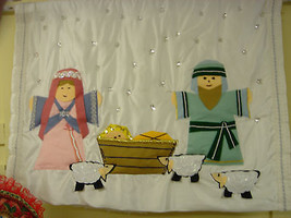 CHILDRENS NATIVITY WALL HANGING, FELT FIGURES, APPROX 4 FT X 3 FT - £7.12 GBP