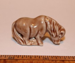 Wade Whimsies Pony Red Rose Tea Figurine 2nd US Series 1985-1994 Horse - England - $5.00