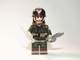 Building Toy Army soldier Medic D Day V2 WW2 Minifigure US - $7.50