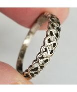 size 9 women&#39;s sterling silver band ring ESTATE SALE vintage &quot;A&quot; Cubic Z... - $42.03 CAD