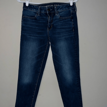 American Eagle 360 next level stretch skinny jeans size 6 - $15.68