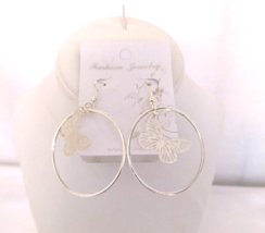 Women's Filagree Butterfly in Hoop Earrings NEW with Tags by Fashion Jewelry - £7.85 GBP