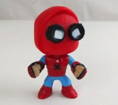 Funko Mystery Mini Bobblehead Marvel Spider-Man Homemade Suit 2.75&quot; Vinyl Figure - £10.07 GBP
