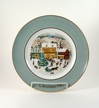 Avon Display Plate &quot;Country Christmas&quot; 8th Edition Gold Trim Vtg 1980 - £7.04 GBP