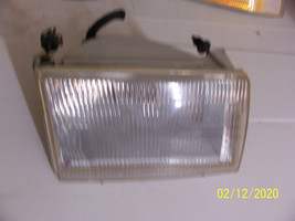 1990 1991 1992 1993 1994 Lincoln Continental Left Headlight Oem Used Driver Side - £171.31 GBP