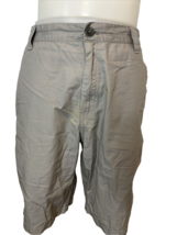 Calvin Klein Men&#39;s Cotton Flat Front Shorts Grey Size 34 - $176.69 MXN