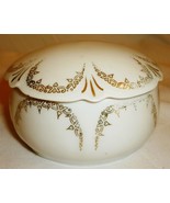 ANTIQUE RS GERMANY PRUSSIA PORCELAIN TRINKET VANITY POWDER BOX WHITE GOL... - $24.00