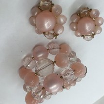 Vintage Pink Moonglow Lucite Bead Cuff Stretch Bracelet &amp; Clip Earring Set - £15.81 GBP