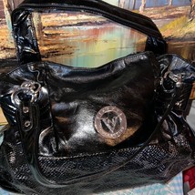 Vianova collection, black handbag with snake skin detail - £6.90 GBP