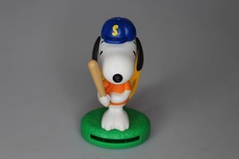 Snoopy w/ Baseball Bat Mc Donald&#39;s Peanuts Movie 2018 Toy Charlie Brown - £2.33 GBP