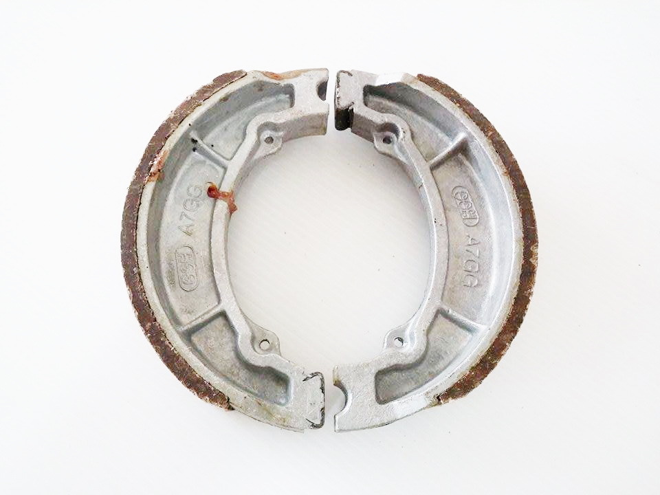 Yamaha YZ125 ('76-'82) IT175 ('80-'83) TY175 ('77-'80) Rear Brake Shoe New