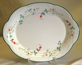 Winterberry Pfaltzgraff Stoneware Oval Serving Platter USA - $21.77