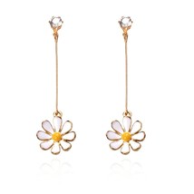 1 Pair Korean Daisy Yellow Sun Flower Stud Earrings Girl Drop Jewelry Earrings S - £7.62 GBP