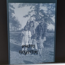 1920s Photo Negative Young Family With Children Cute Funny Sweet - €8,02 EUR