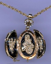 Religious Egg Pendant w/clear Crystal Cross, Black main with decor and more - €42,24 EUR