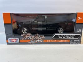1992 Chevy 454 SS Diecast Model Truck: 1/24 Scale, New In the Box By Mot... - $24.75