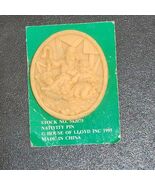 New House of Lloyd Carved Christmas Nativity Pin Brooch 1995 Vintage - $155.83 MXN