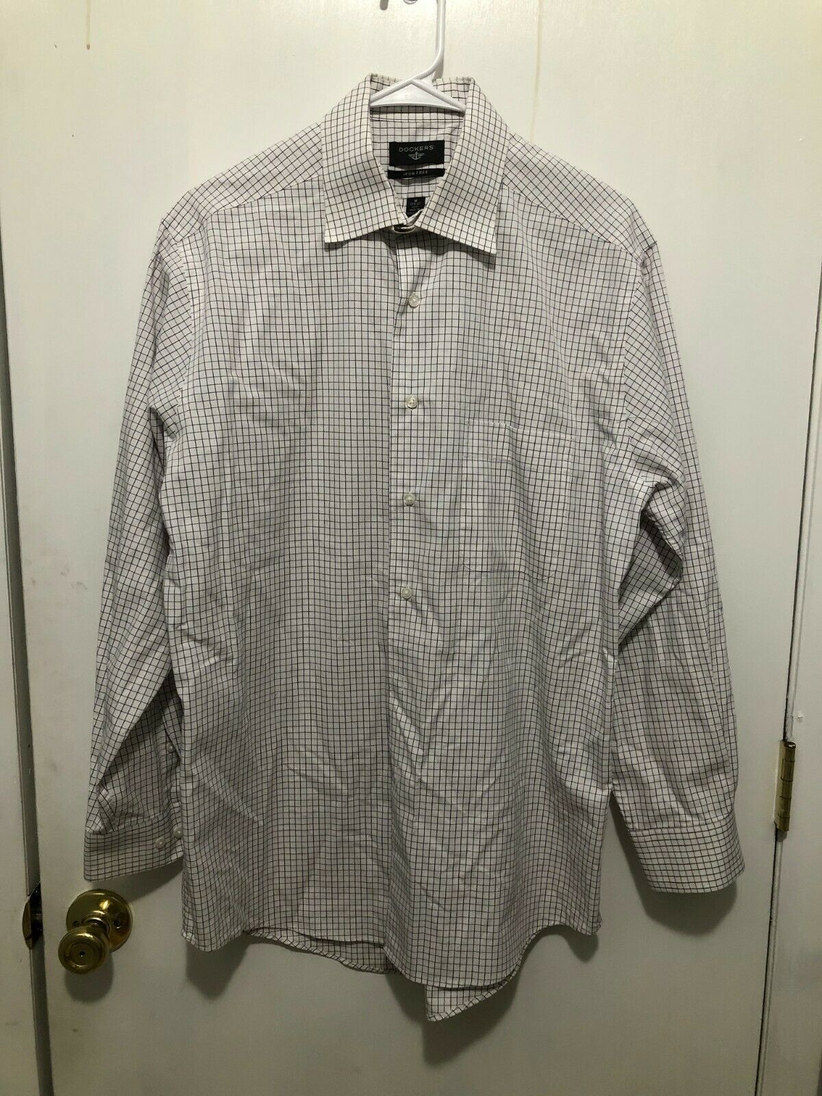 Dockers Iron Free Long Sleeve Check Shirt 15/15.5 32/33 Medium EUC - $9.89
