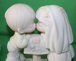 Precious Moments Enesco Sealed With A Kiss 1992 Figurine 524441 - £19.77 GBP