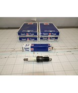 GM R42LTSM 5614197 Spark Plug Set of 32 Plugs OEM NOS General Motors - $29.97