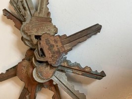 Lot of Vintage Keys Mixed lot Corbin Cle National  Taylorart Craft - £11.51 GBP