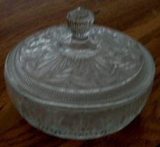 Avon Collectible Pressed Glass Covered Candy Dish, Pretty Pattern, Vg Cond - £19.45 GBP