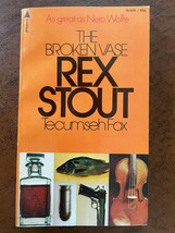 Rex Stout NERO WOLFE Tecumseh Fox The Broken Vase 1974 Great Cover Photos - $2.96