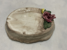 Vintage Capodimonte Oval Raised Trinket Tray or Ashtray with Flowers - $174.90 MXN