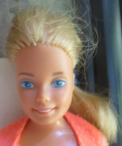 Vintage 1966 Twist &amp; Turn (TNT) Bendable Locking Knees Blonde Barbie Doll - £29.11 GBP