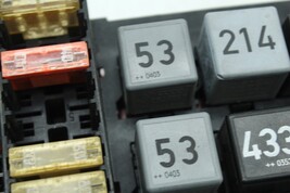 2004-06 VOLKSWAGEN PHAETON FUSE RELAY BOX H2075 image 13