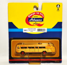 HO Athearn Kansas City Southern Bus 29011 Flxible Visicoach RTR Sallisaw... - $34.95